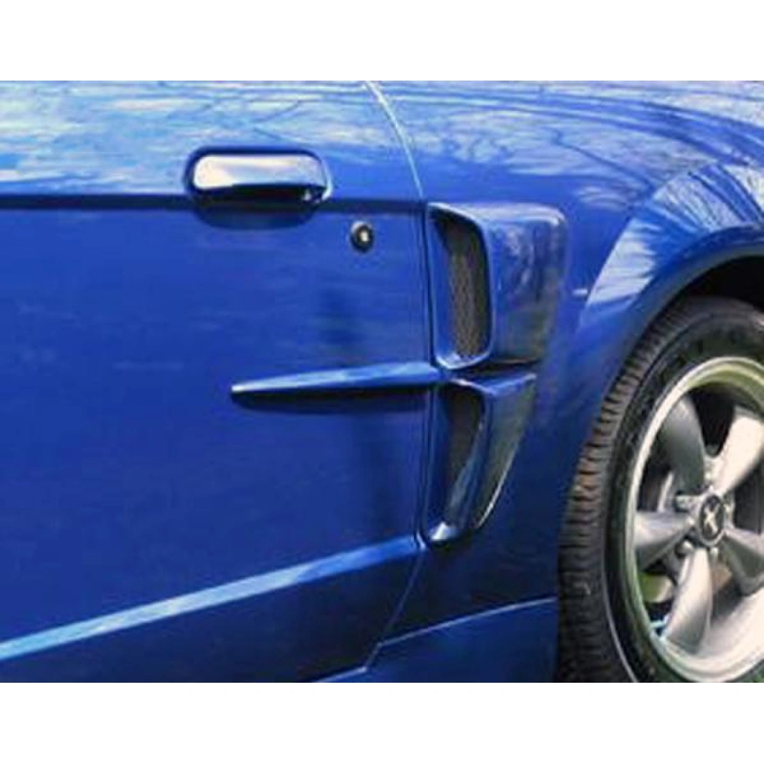 All kind of Exterior/Scoopsfor  Ford Mustang 1999. 3