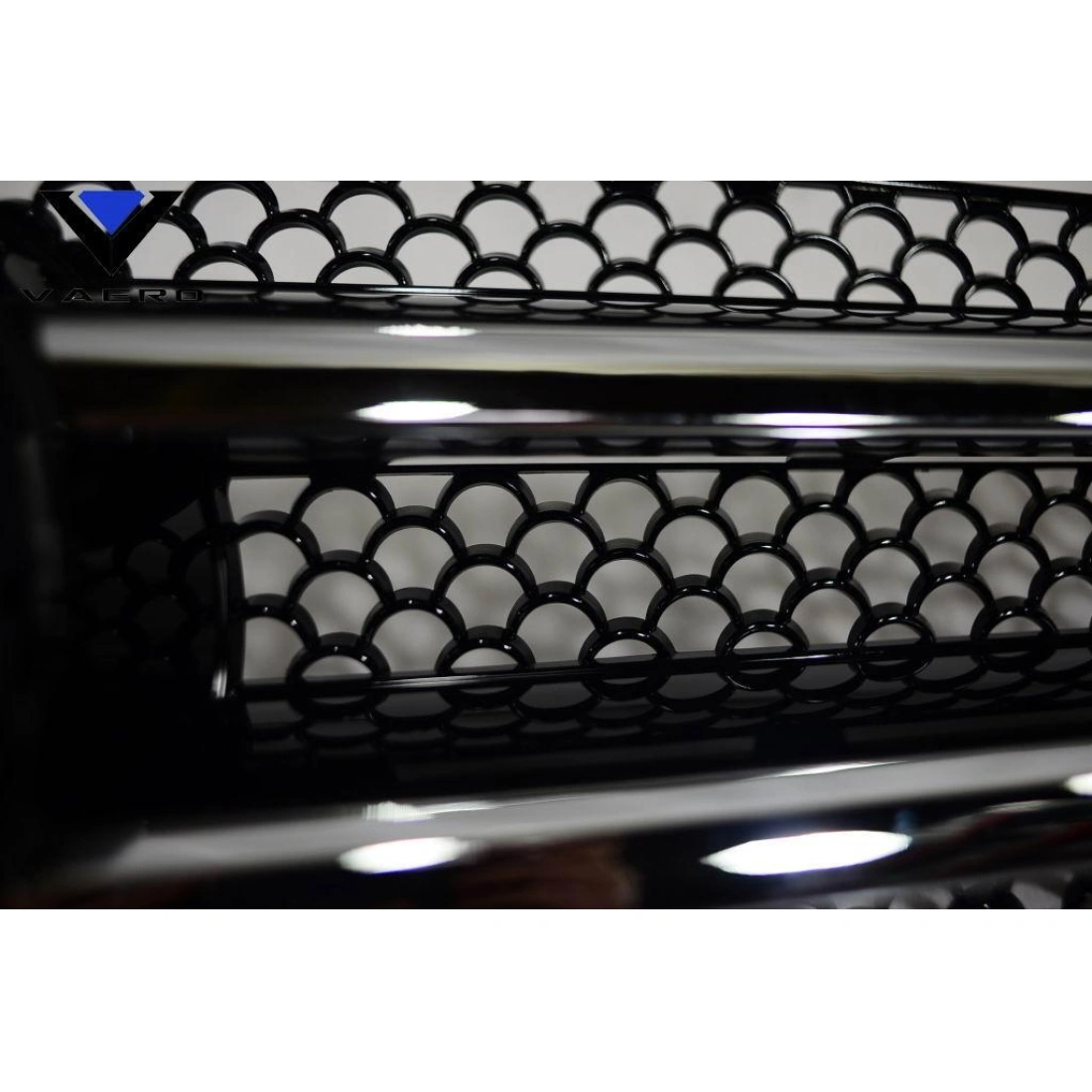 All kind of Exterior/Grillesfor Mercedes-Benz C-Class 2008. 6