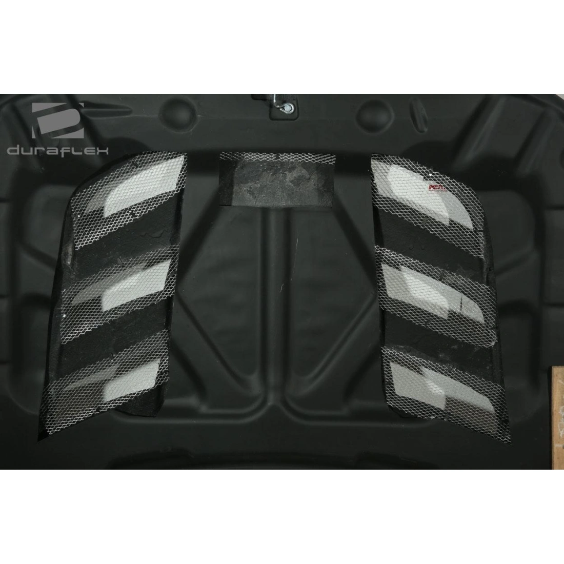 All kind of Exterior/Hoodsfor Dodge Magnum 2005. 17