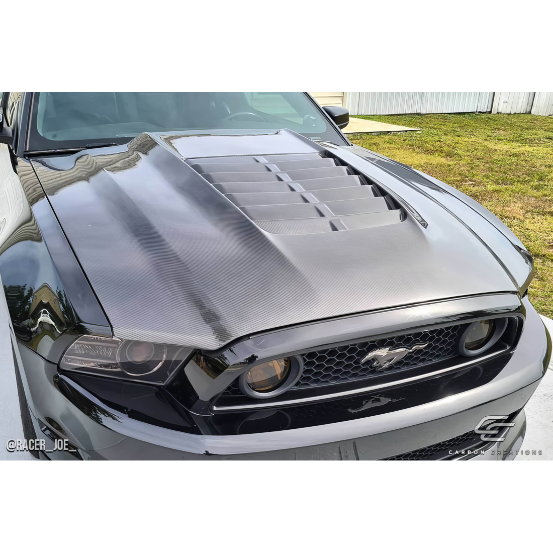 All kind of Exterior/Hoodsfor  Ford Mustang 2013. 