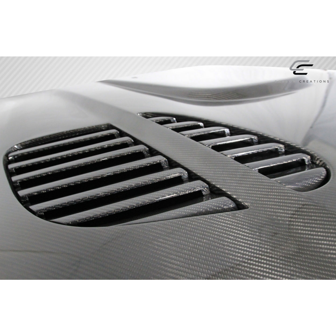All kind of Exterior/Hoodsfor  BMW 3-Series 1992. 